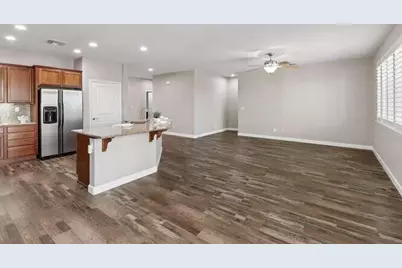 8013 Solomon Drive, Elk Grove, CA 95757 - Photo 13