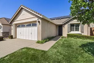 8013 Solomon Dr, Elk Grove, CA 95757 - Photo 3