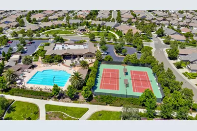 8013 Solomon Drive, Elk Grove, CA 95757 - Photo 45
