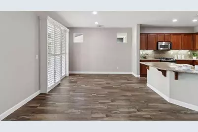 8013 Solomon Drive, Elk Grove, CA 95757 - Photo 9