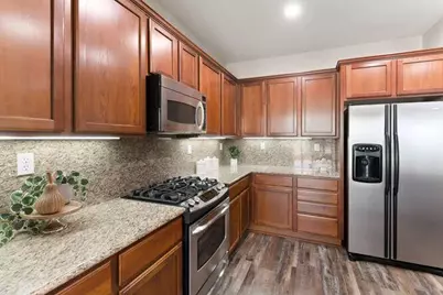 8013 Solomon Drive, Elk Grove, CA 95757 - Photo 15