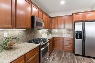 8013 Solomon Dr, Elk Grove, CA 95757 - Photo 15