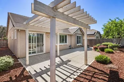 8013 Solomon Drive, Elk Grove, CA 95757 - Photo 39