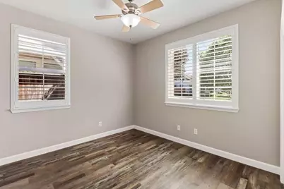 8013 Solomon Drive, Elk Grove, CA 95757 - Photo 29