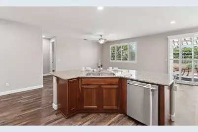 8013 Solomon Drive, Elk Grove, CA 95757 - Photo 17