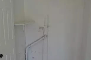 5729 Mascot Ave, Sacramento, CA 95824 - Photo 9