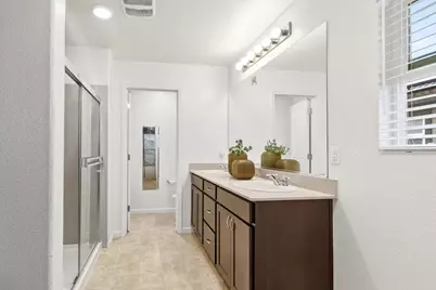 8216 Kossum Way, Elk Grove, CA 95624 - Photo 19