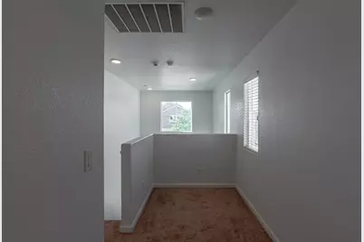 8216 Kossum Way, Elk Grove, CA 95624 - Photo 43