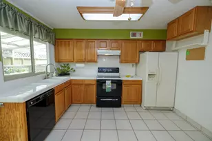 617 W Granger Ave, Modesto, CA 95350 - Photo 11