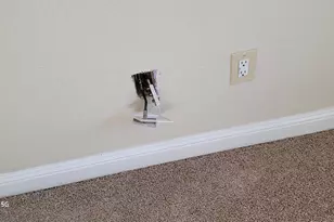 5935 Bamford Dr, Sacramento, CA 95823 - Photo 25