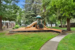 4044 Knoll Top Ct Ct, Carmichael, CA 95608 - Photo 23