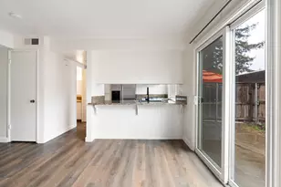 4044 Knoll Top Ct Ct, Carmichael, CA 95608 - Photo 9