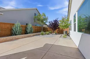 1224 Wadsworth Cir, Roseville, CA 95747 - Photo 51