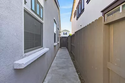 8193 Ryland Drive, El Dorado Hills, CA 95762 - Photo 43