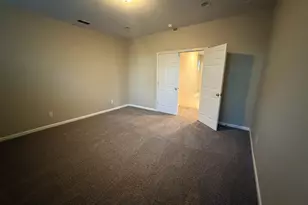 301 Unity Cir, Sacramento, CA 95833 - Photo 17