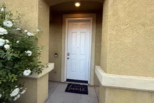 301 Unity Cir, Sacramento, CA 95833 - Photo 1