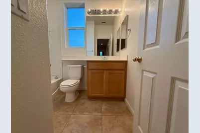 301 Unity Circle, Sacramento, CA 95833 - Photo 11