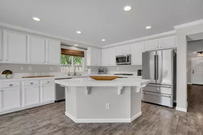 17621 Wheat Field Street, Lathrop, CA 95330 - Photo 11