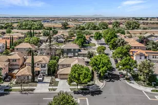 17621 Wheat Field St, Lathrop, CA 95330 - Photo 39