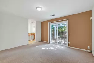 2744 Catania Way, Sacramento, CA 95826 - Photo 23