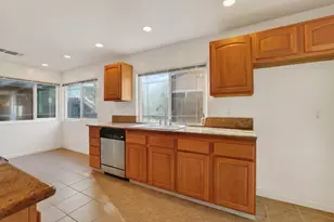 2744 Catania Way, Sacramento, CA 95826 - Photo 17