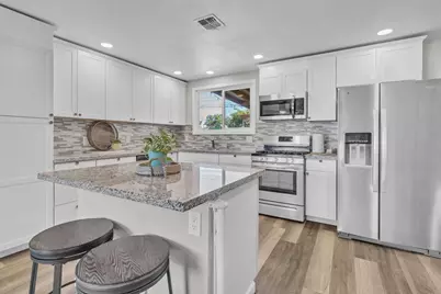 906 E 19th Street, Marysville, CA 95901 - Photo 5