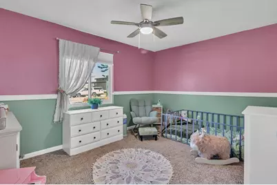 906 E 19th Street, Marysville, CA 95901 - Photo 11