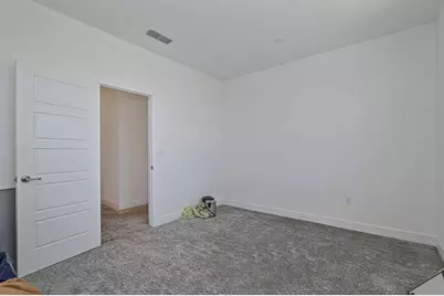 4172 Eventide Avenue, Sacramento, CA 95835 - Photo 23