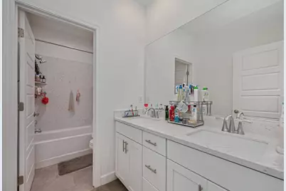 4172 Eventide Avenue, Sacramento, CA 95835 - Photo 23