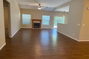945 Skyline Dr, Yuba City, CA 95991 - Photo 3