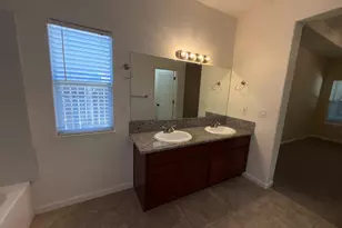 945 Skyline Dr, Yuba City, CA 95991 - Photo 7