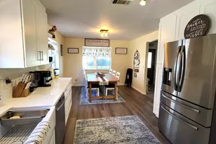 242 3rd St, Galt, CA 95632 - Photo 5