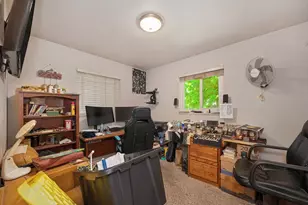 336 B St, Roseville, CA 95678 - Photo 23