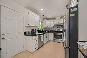 336 B St, Roseville, CA 95678 - Photo 17