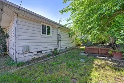 336 B Street, Roseville, CA 95678 - Photo 27