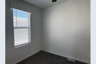 Capital Circle, Sacramento, CA 95828 - Photo 15