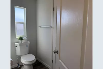 Capital Circle, Sacramento, CA 95828 - Photo 29