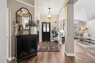 9362 Savin Pl, Elk Grove, CA 95624 - Photo 9