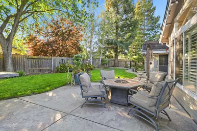 9362 Savin Place, Elk Grove, CA 95624 - Photo 53