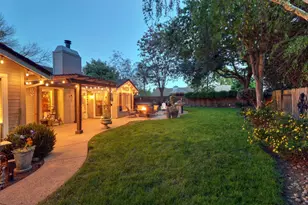 9362 Savin Pl, Elk Grove, CA 95624 - Photo 77