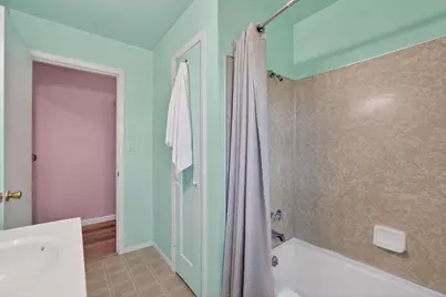 2321 Howe Avenue, Sacramento, CA 95825 - Photo 17