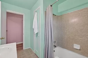 2321 Howe Ave, Sacramento, CA 95825 - Photo 17