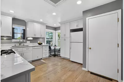 2321 Howe Avenue, Sacramento, CA 95825 - Photo 9