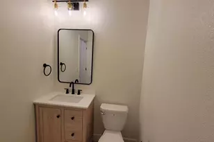 6064 Oberlander Dr, Roseville, CA 95747 - Photo 17