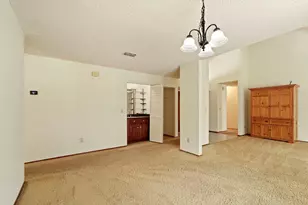 8460 Bonita Downs Dr, Fair Oaks, CA 95628 - Photo 17