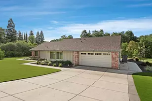 8460 Bonita Downs Dr, Fair Oaks, CA 95628 - Photo 9