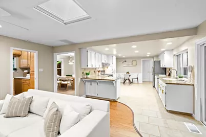 6919 Los Olivos Way, Carmichael, CA 95608 - Photo 11