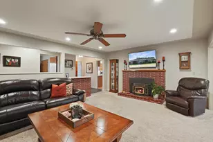 610 W Tokay St, Lodi, CA 95240 - Photo 19