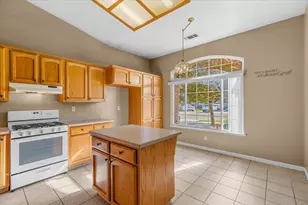 5927 Westminster Ct, Riverbank, CA 95367 - Photo 9