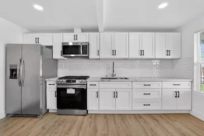 4707 Parker Avenue, Sacramento, CA 95820 - Photo 3